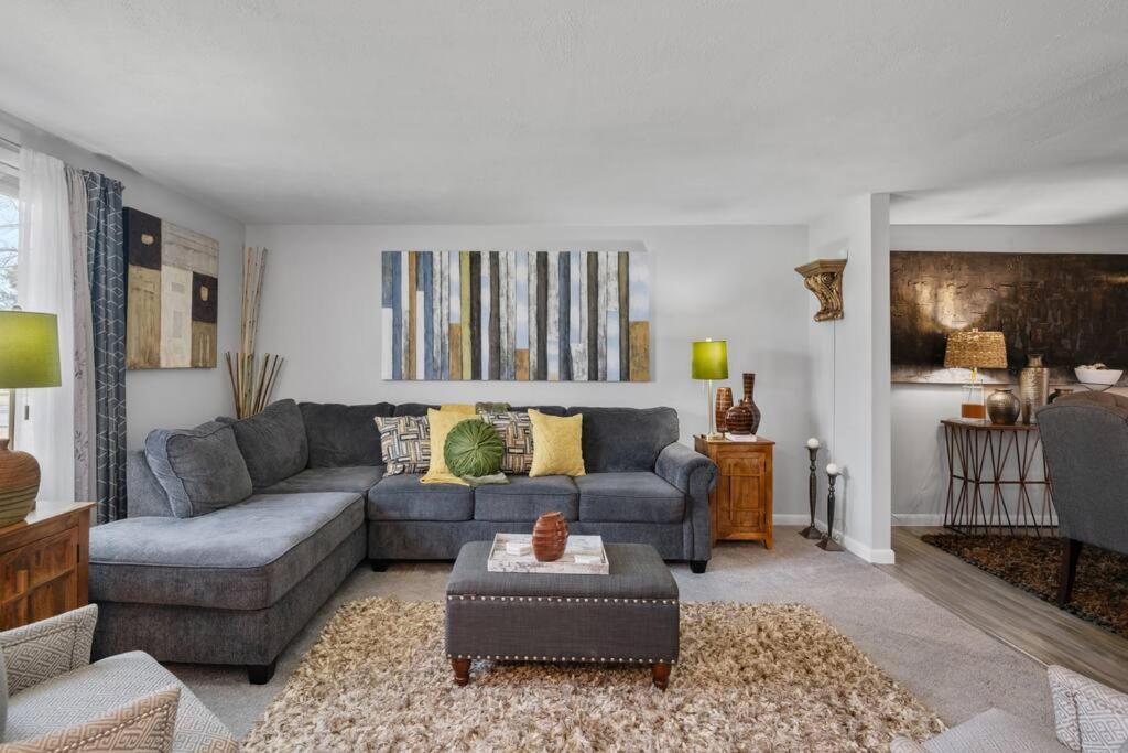 Villa Stylish Haven 11 Minutes From The Richmond Airport Exterior foto