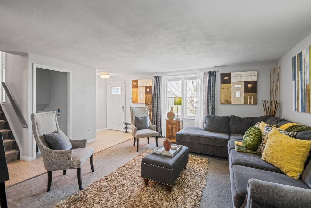 Villa Stylish Haven 11 Minutes From The Richmond Airport Exterior foto