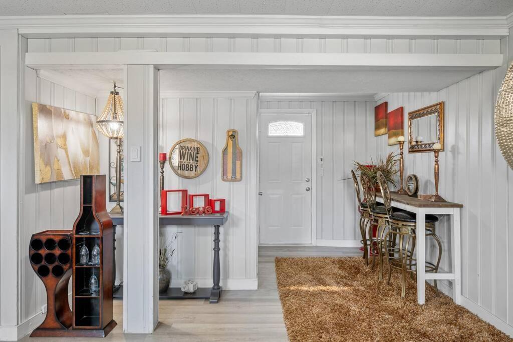 Villa Stylish Haven 11 Minutes From The Richmond Airport Exterior foto