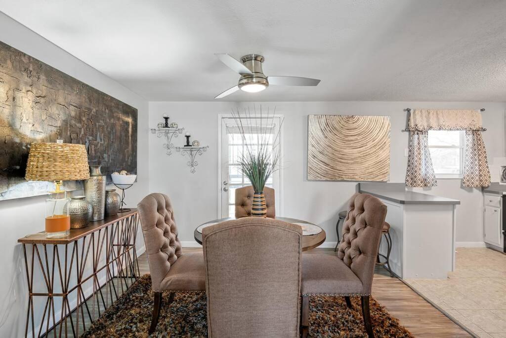 Villa Stylish Haven 11 Minutes From The Richmond Airport Exterior foto