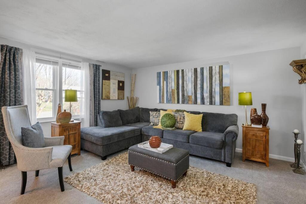 Villa Stylish Haven 11 Minutes From The Richmond Airport Exterior foto