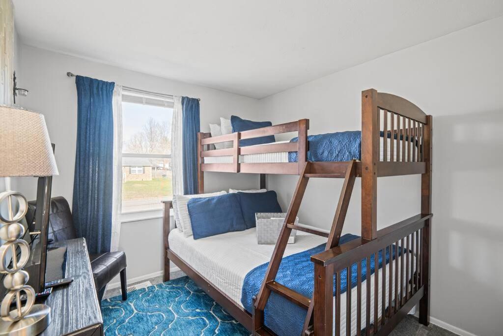 Villa Stylish Haven 11 Minutes From The Richmond Airport Exterior foto